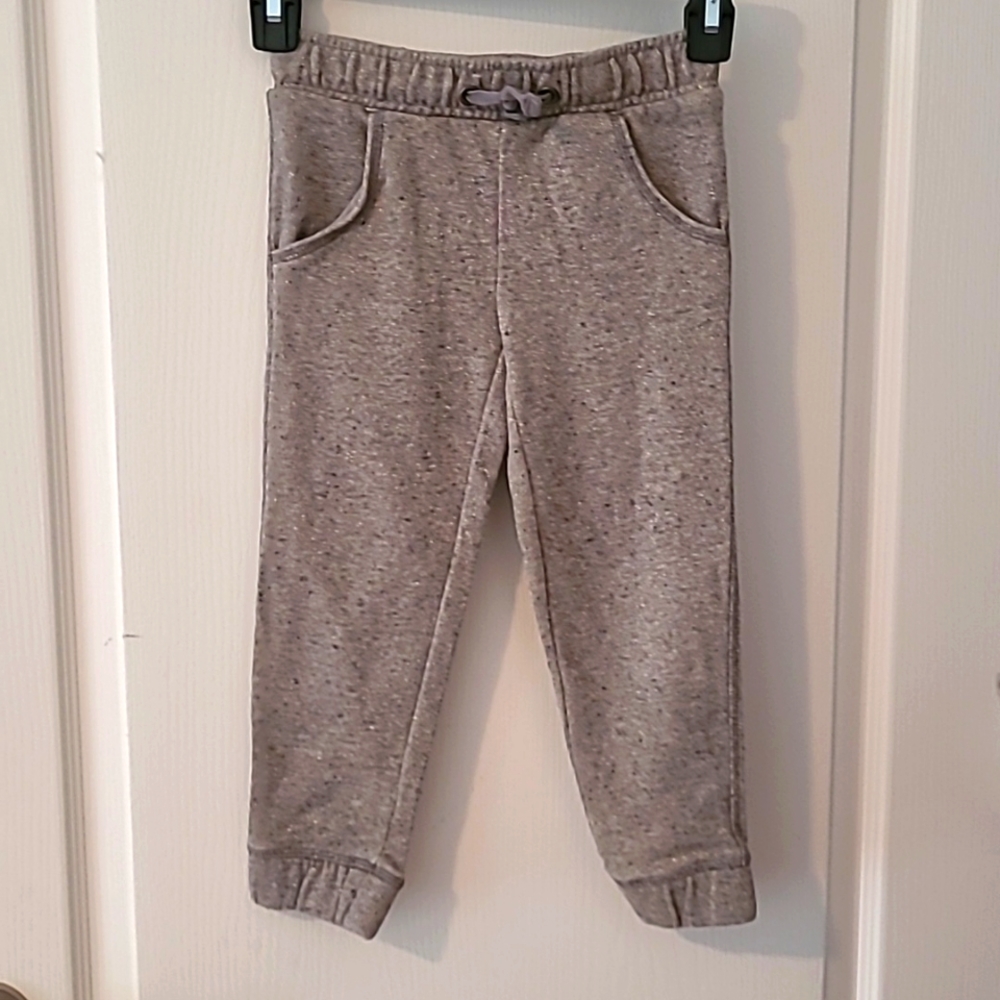 girl French Terry jogger size 4/5